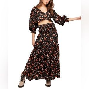 NWOT Free People Secret Garden Set in Black